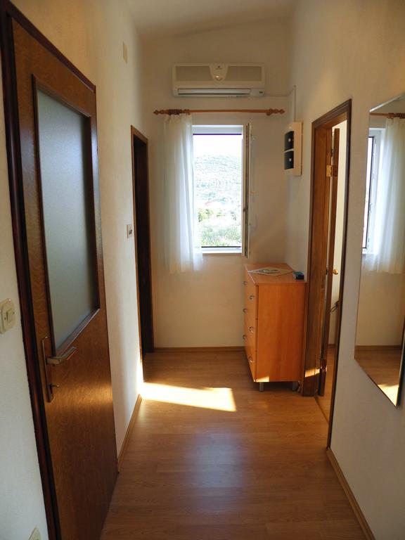 Holiday Home Ruda Vinisce Ngoại thất bức ảnh