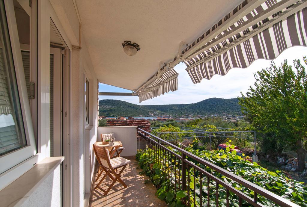 Holiday Home Ruda Vinisce Ngoại thất bức ảnh