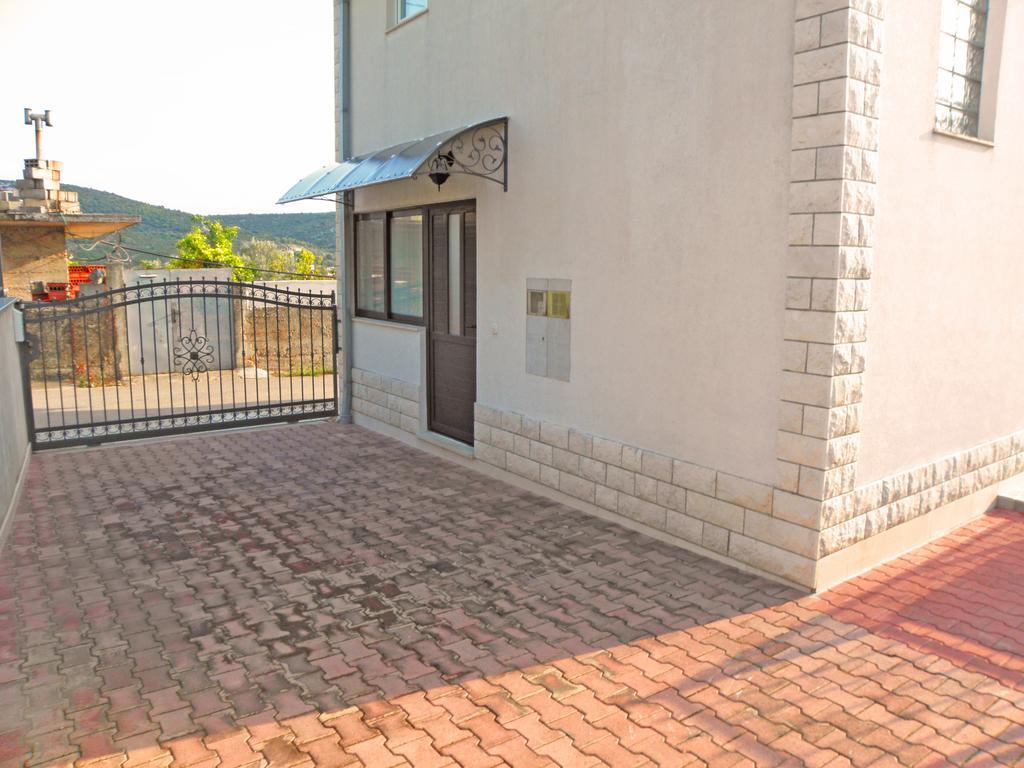 Holiday Home Ruda Vinisce Ngoại thất bức ảnh